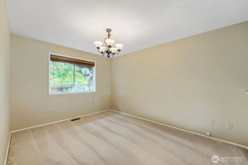 Property photo for 20235 137th Avenue Se, Kent photo 6