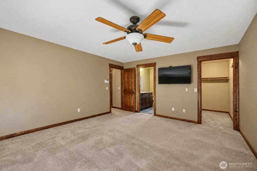 Property photo for 20235 137th Avenue Se, Kent photo 19