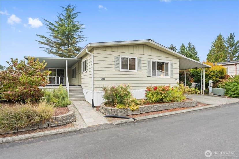 Property photo for 620 112th Street Se #201, Everett