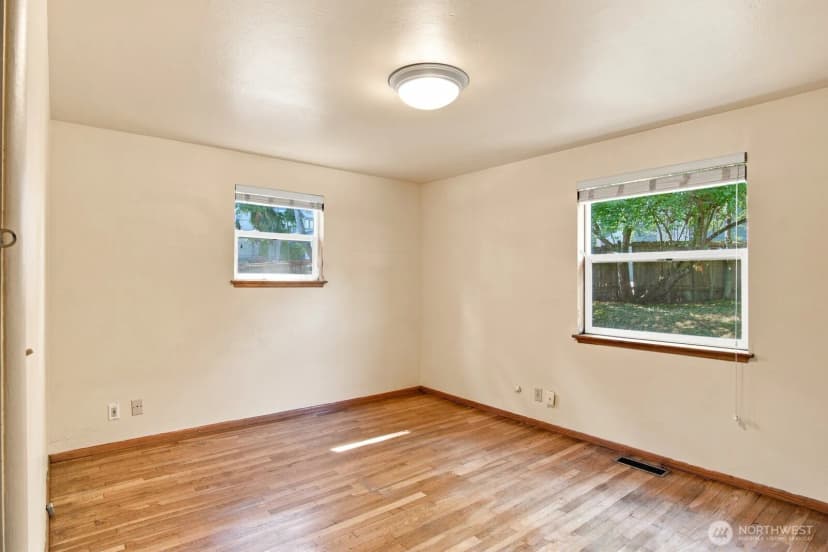 Property photo for 3839 145th Avenue Se, Bellevue photo 19