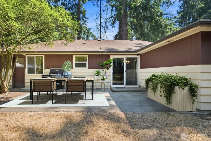 Property photo for 3839 145th Avenue Se, Bellevue photo 25