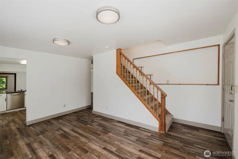 Property photo for 9784 W Belfair Valley Rd, Bremerton photo 8