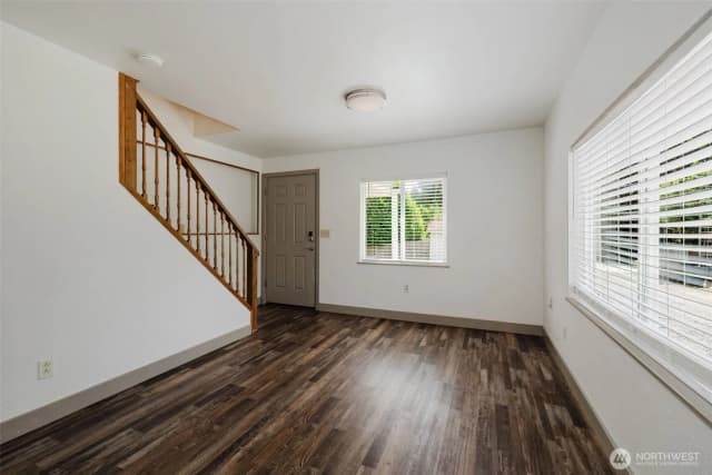 Property photo for 9784 W Belfair Valley Rd, Bremerton photo 4
