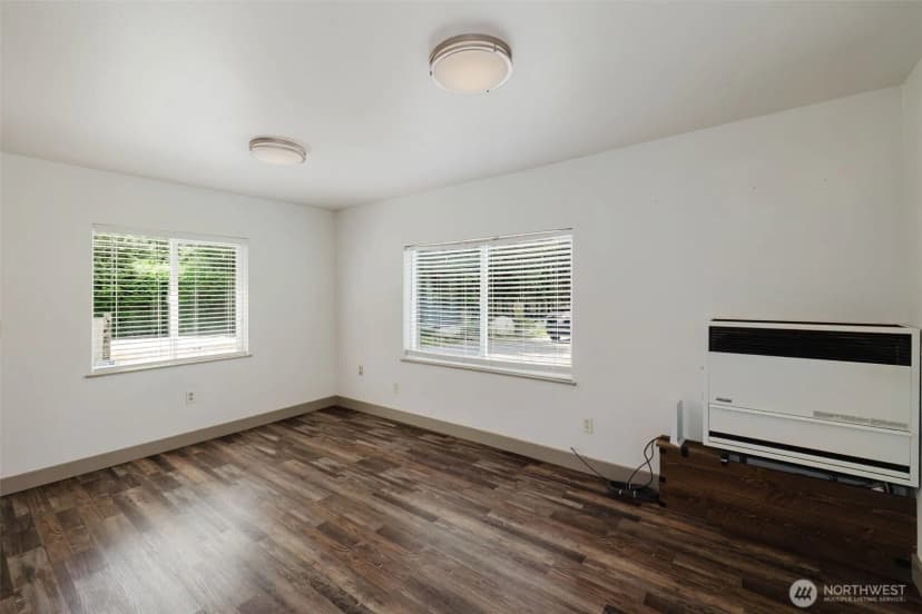 Property photo for 9784 W Belfair Valley Rd, Bremerton photo 6