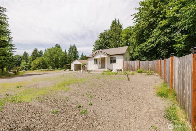 Property photo for 9784 W Belfair Valley Rd, Bremerton photo 3