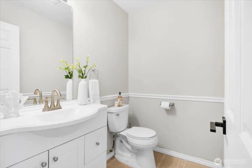 Property photo for 223 243 Avenue Se, Sammamish photo 7