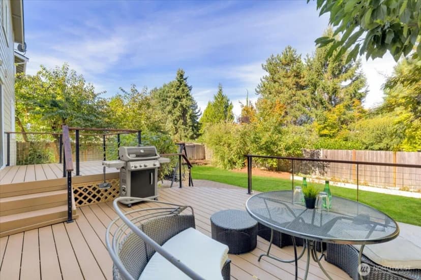 Property photo for 223 243 Avenue Se, Sammamish photo 22