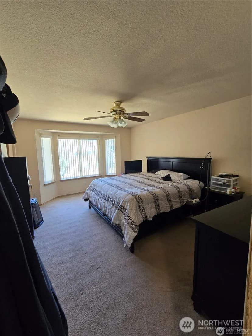 Property photo for 15407 8th Avenue E, Tacoma photo 10