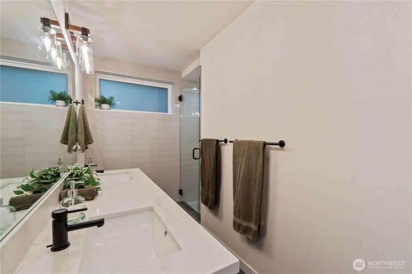Property photo for 6014 35th Avenue, Seattle photo 16