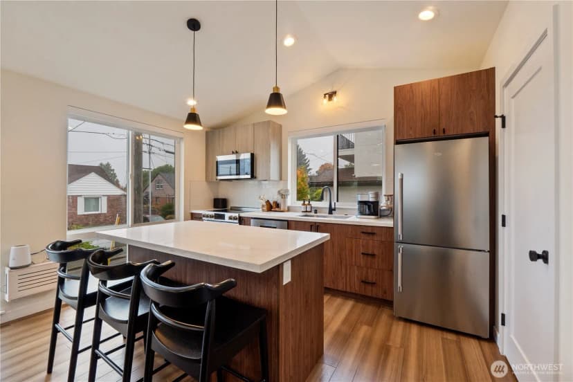 Property photo for 6014 35th Avenue, Seattle photo 10