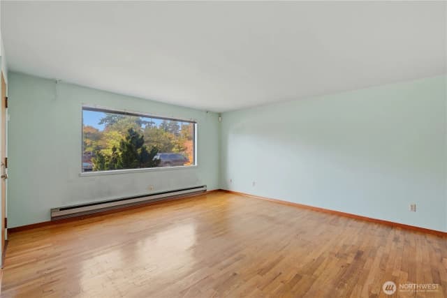 Property photo for 9216 30th Avenue Sw, Seattle photo 5