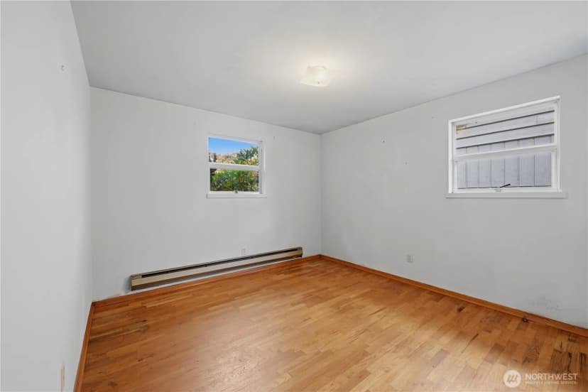 Property photo for 9216 30th Avenue Sw, Seattle photo 9
