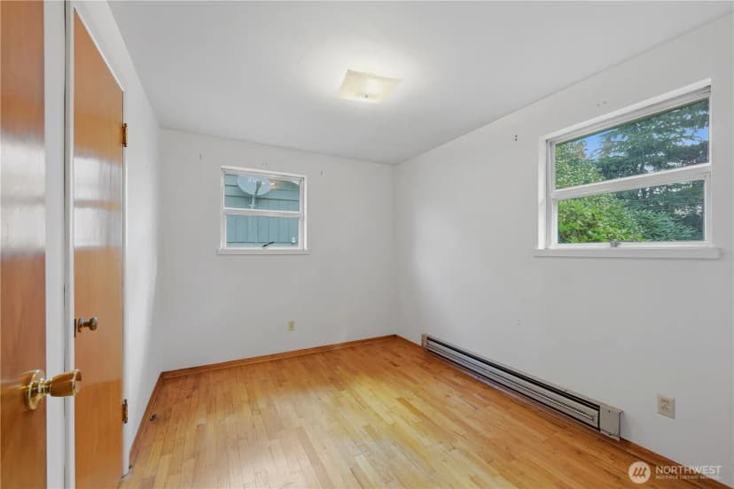 Property photo for 9216 30th Avenue Sw, Seattle photo 8