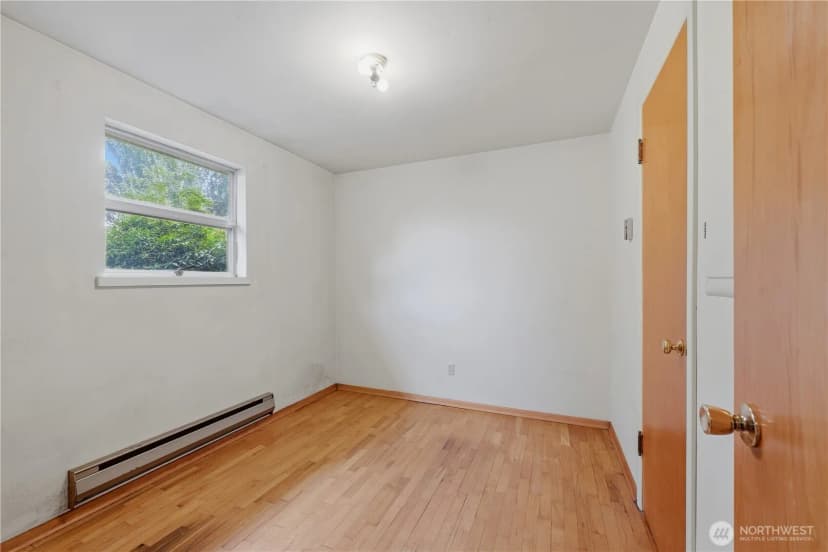 Property photo for 9216 30th Avenue Sw, Seattle photo 10