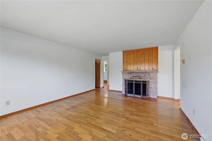 Property photo for 9216 30th Avenue Sw, Seattle photo 7