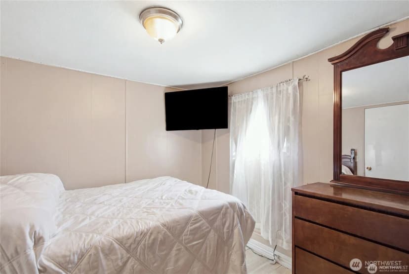Property photo for 1660 S 333rd Street, Federal Way photo 13