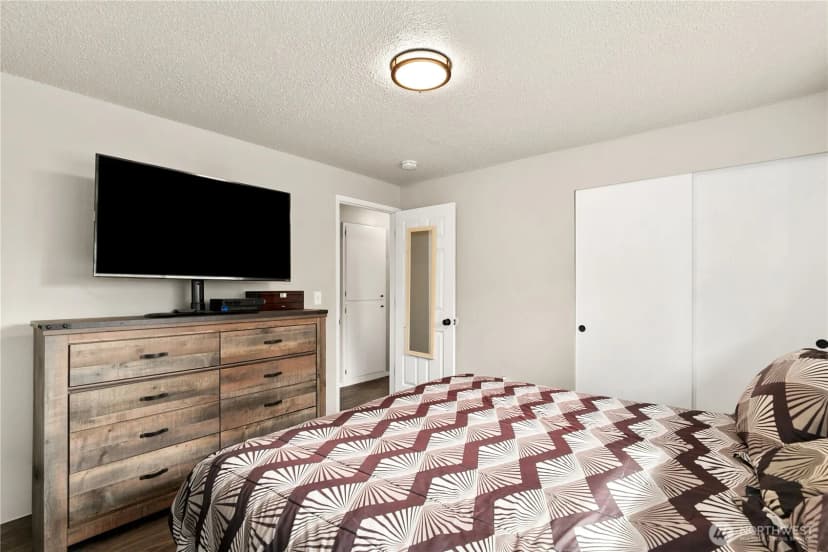 Property photo for 16922 17th Avenue E, Spanaway photo 15