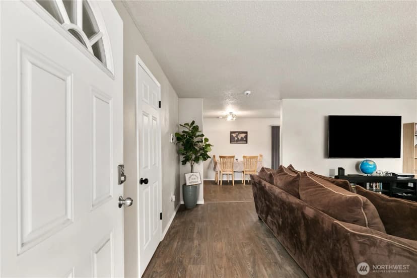 Property photo for 16922 17th Avenue E, Spanaway photo 4