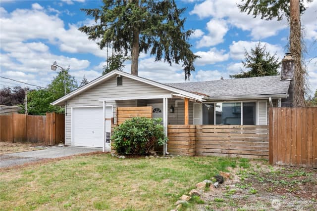 Property photo for 16922 17th Avenue E, Spanaway photo 2
