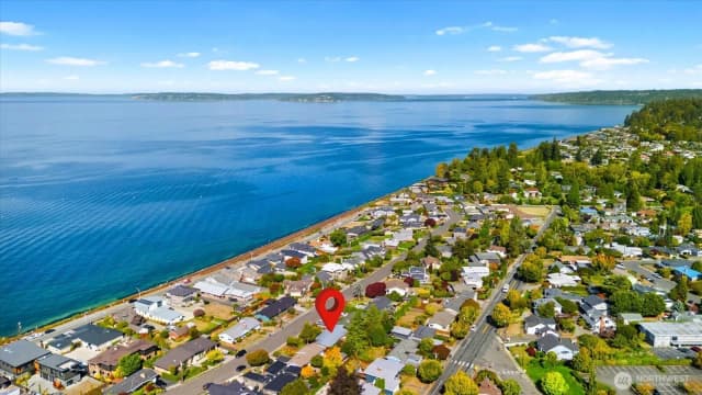 Property photo for 418 2nd Avenue N, Edmonds photo 5