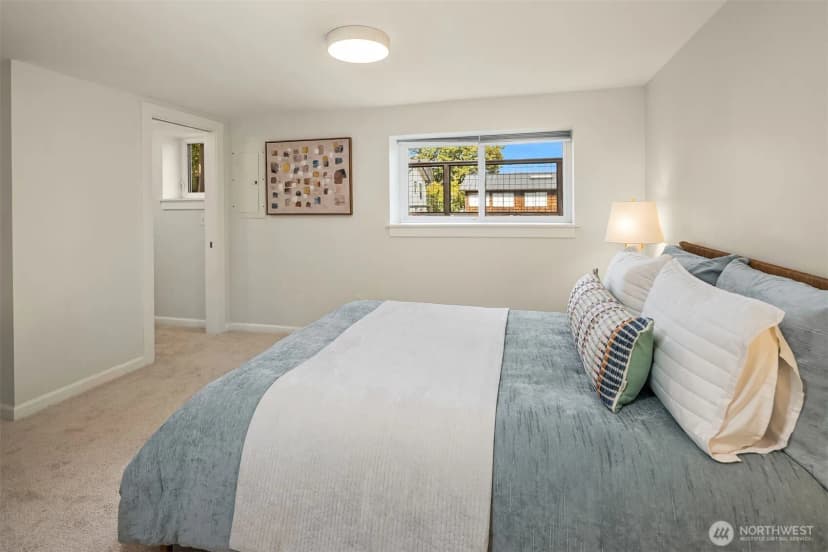 Property photo for 1633 27th Avenue, Seattle photo 13