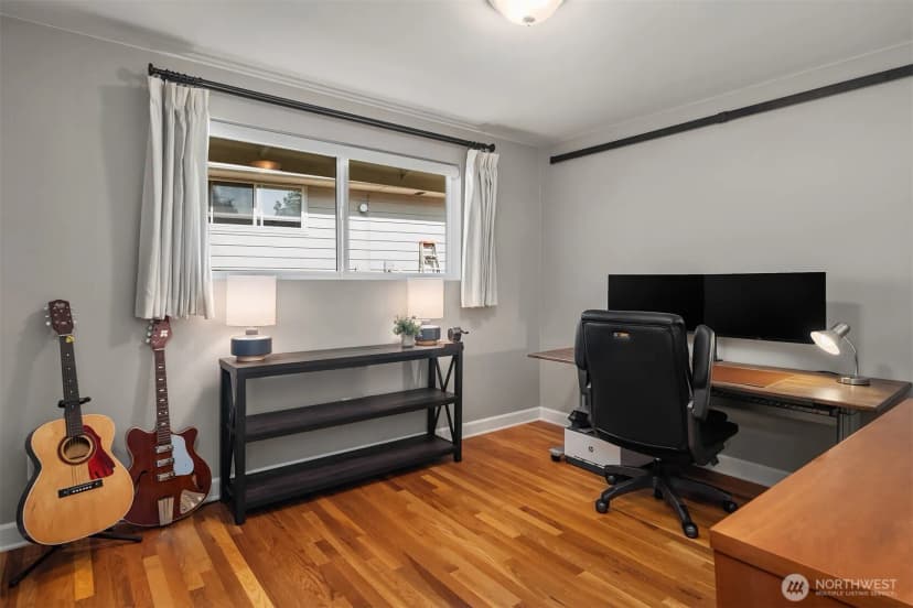 Property photo for 1825 Camas Avenue Ne, Renton photo 18