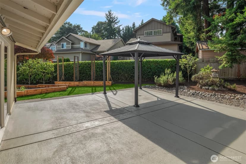 Property photo for 1825 Camas Avenue Ne, Renton photo 22