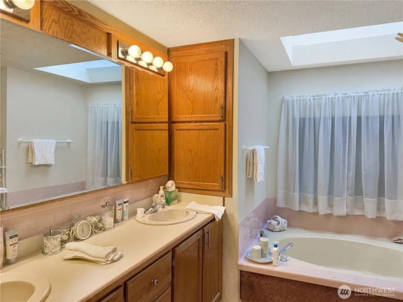Property photo for 2500 S 370th Street #101, Federal Way photo 17