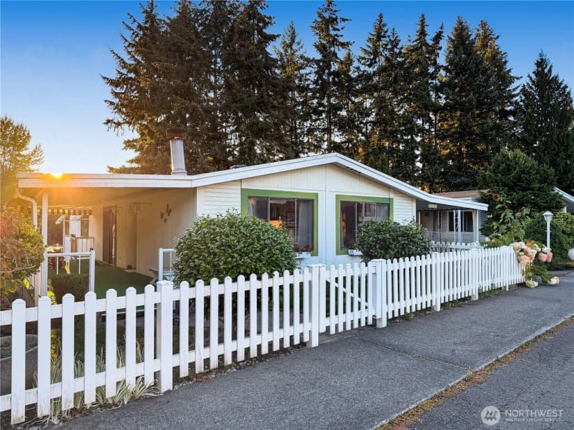 Property photo for 2500 S 370th Street #101, Federal Way photo 27