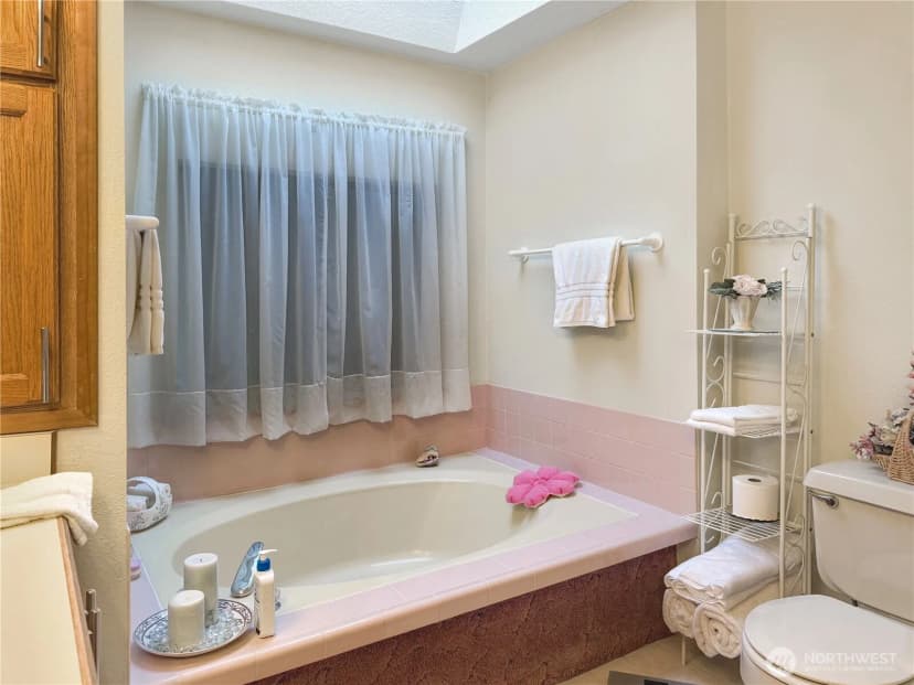 Property photo for 2500 S 370th Street #101, Federal Way photo 16