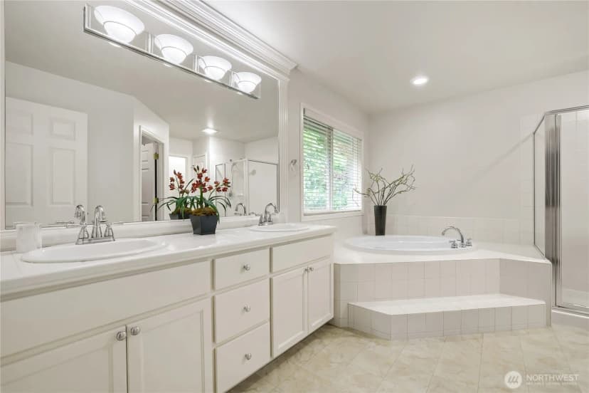 Property photo for 916 275th Place Se, Sammamish photo 19