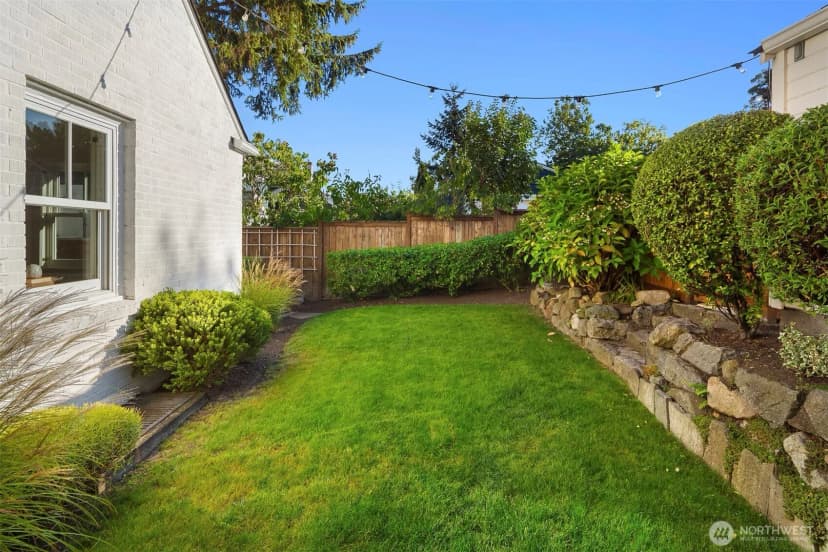 Property photo for 5019 36th Avenue Ne, Seattle photo 15