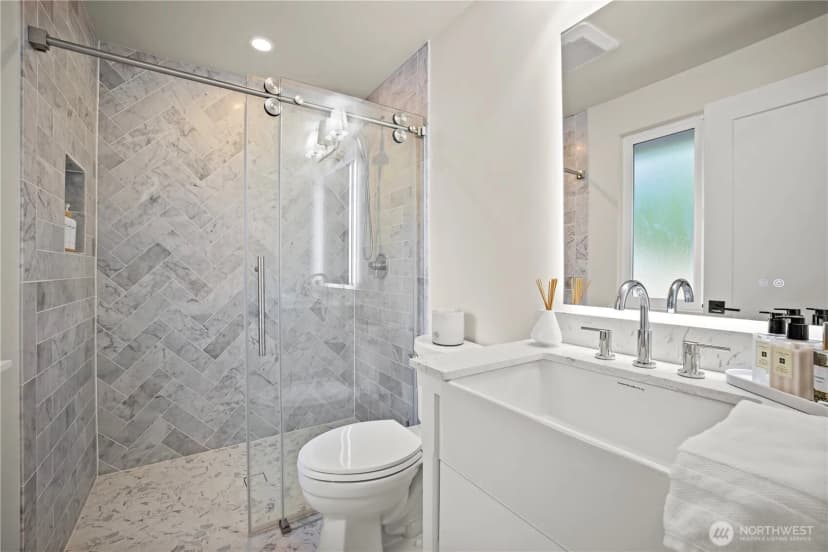 Property photo for 308 Point Fosdick Pl Nw, Gig Harbor photo 24