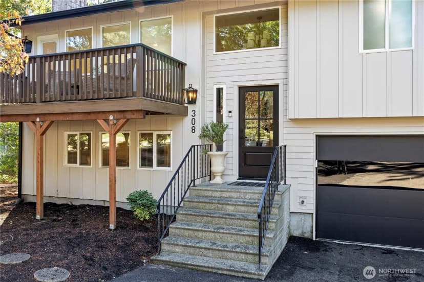 Property photo for 308 Point Fosdick Pl Nw, Gig Harbor photo 4