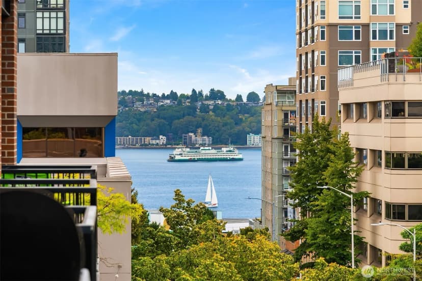 Property photo for 2720 3rd Avenue #405, Seattle photo 25