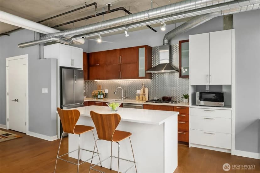 Property photo for 2720 3rd Avenue #405, Seattle photo 5