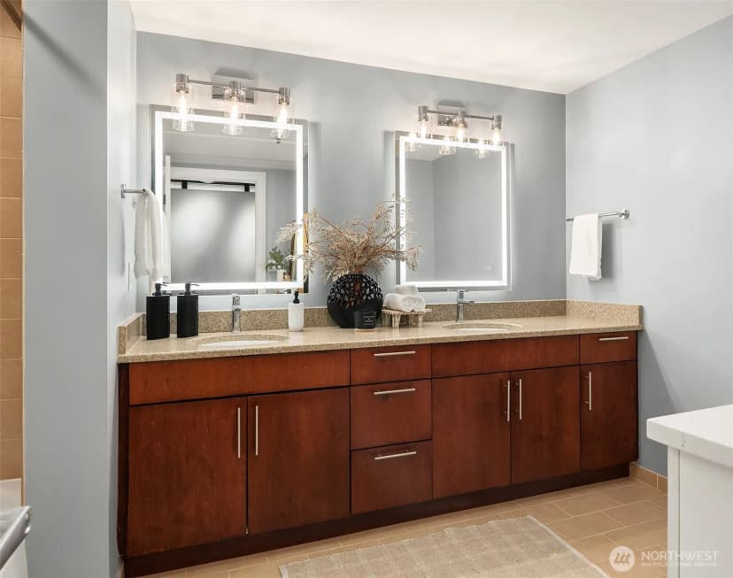 Property photo for 2720 3rd Avenue #405, Seattle photo 20