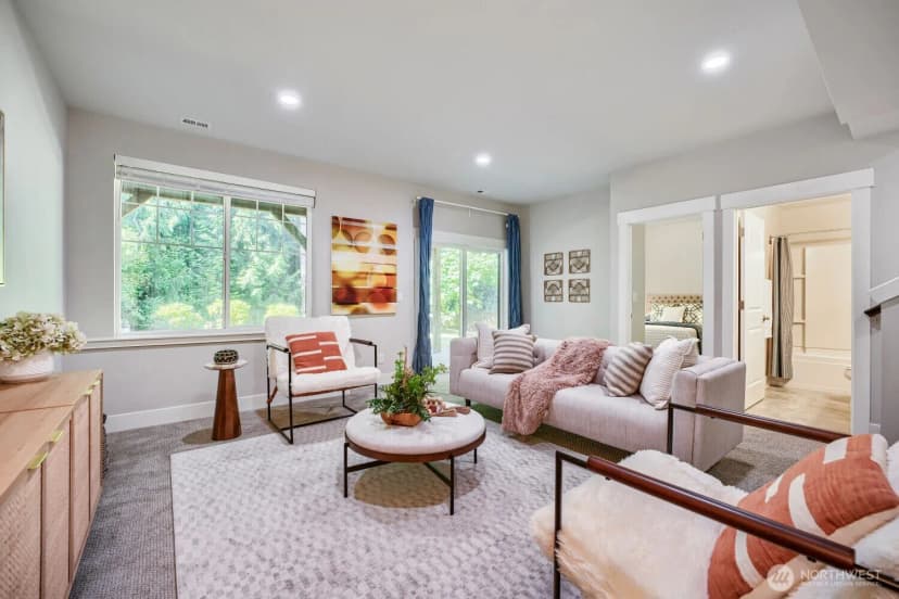 Property photo for 24356 Ne 15th Way, Sammamish photo 28