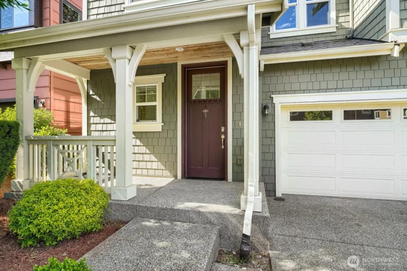 Property photo for 24356 Ne 15th Way, Sammamish photo 2
