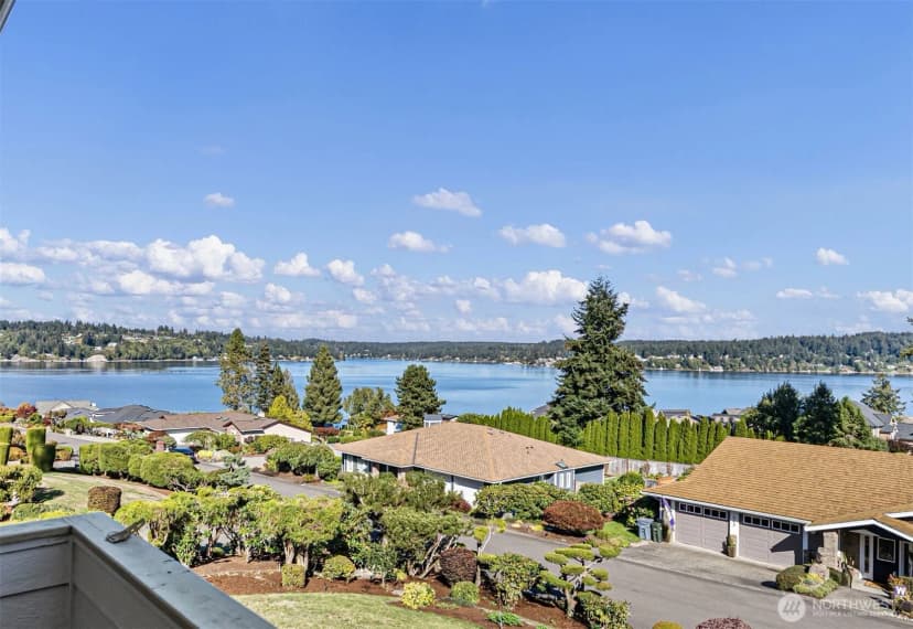 Property photo for 642 9th Court, Fox Island