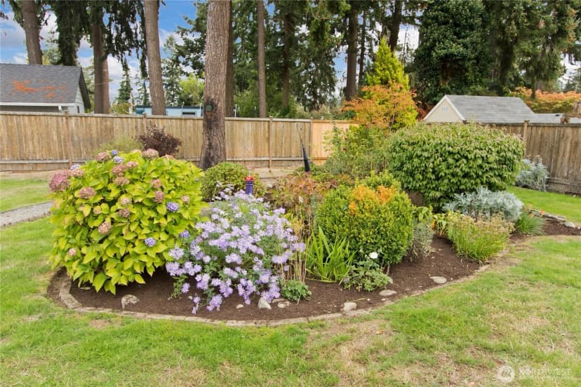 Property photo for 30312 7th Avenue Sw, Federal Way photo 11