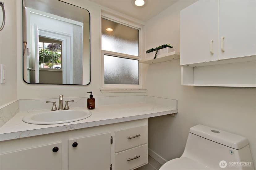 Property photo for 30312 7th Avenue Sw, Federal Way photo 9
