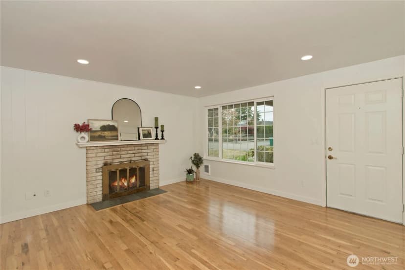 Property photo for 30312 7th Avenue Sw, Federal Way photo 17