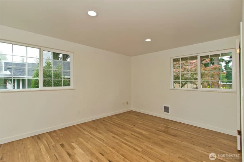 Property photo for 30312 7th Avenue Sw, Federal Way photo 10