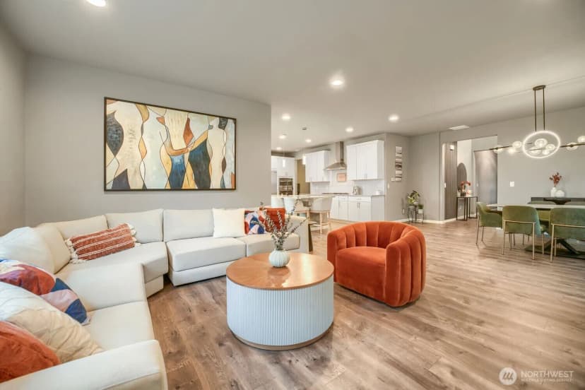 Property photo for 1030 S 195th Place, Des Moines photo 10