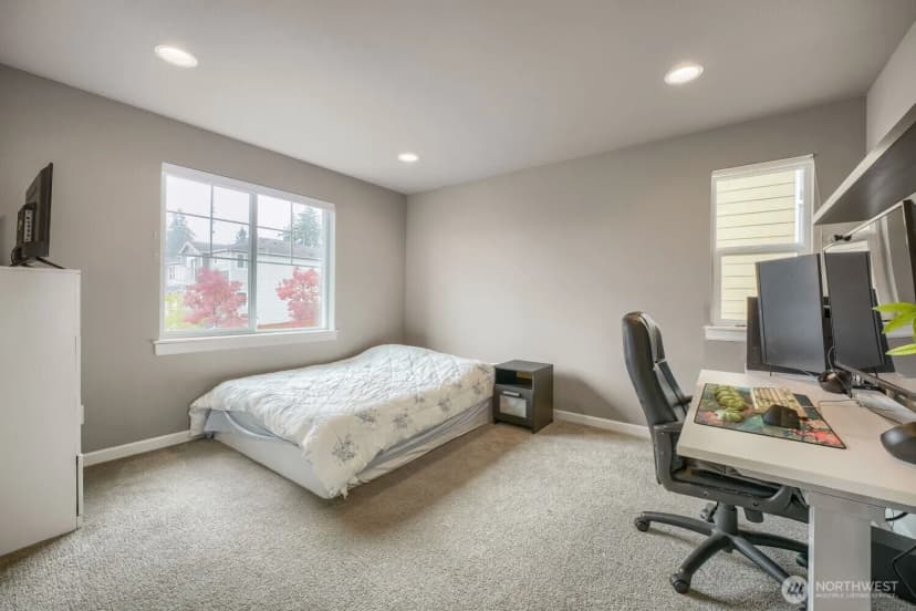 Property photo for 1030 S 195th Place, Des Moines photo 30