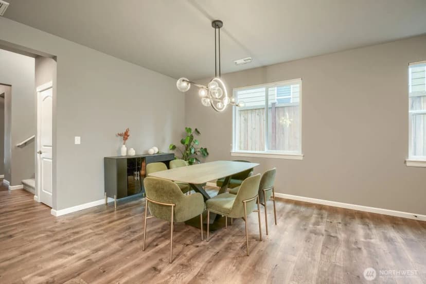 Property photo for 1030 S 195th Place, Des Moines photo 11