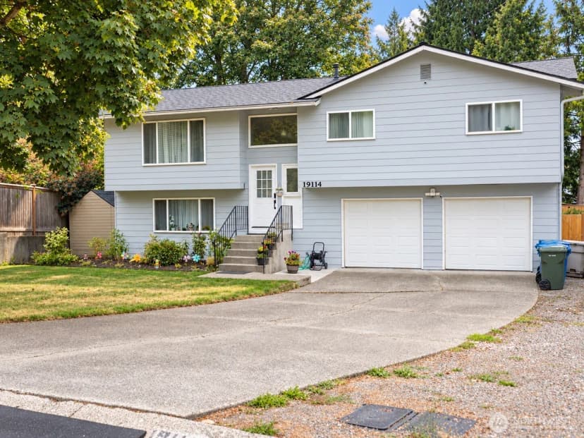 Property photo for 19114 130 Avenue Se, Renton