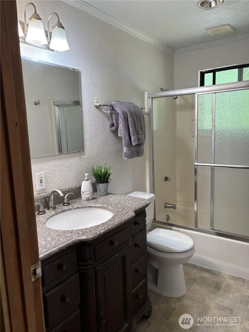 Property photo for 4134 149th Place Se, Bellevue photo 12