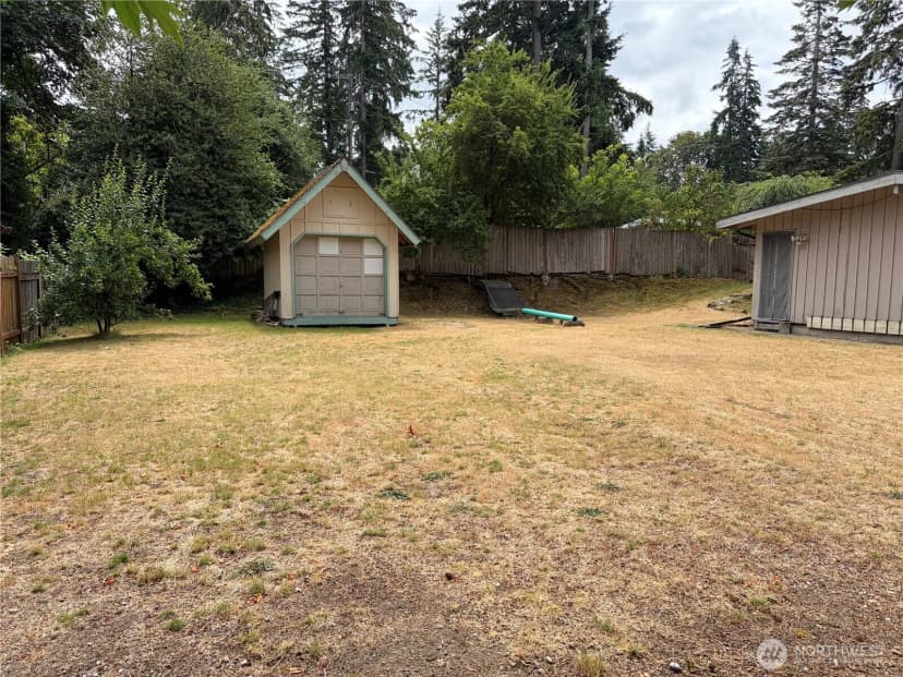 Property photo for 4134 149th Place Se, Bellevue photo 19